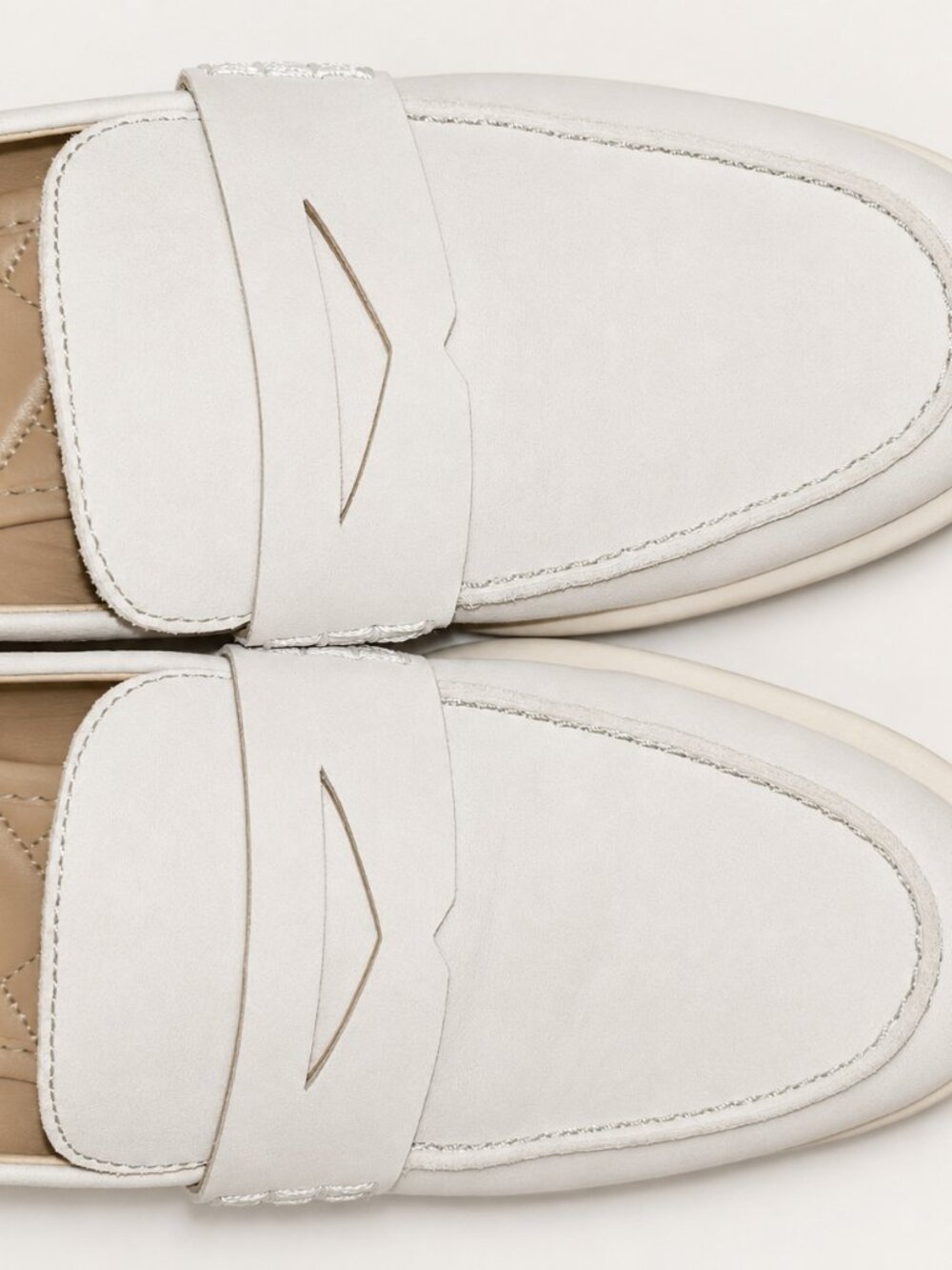 J. McLaughlin Women's Concetta suede Penny loafers in Ivory Sz. 7.5 - Picture 2 of 10